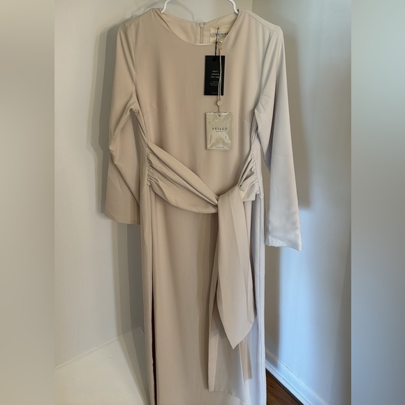 Veiled Collection Dress - Picture 2 of 12